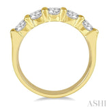 1 1/2 Ctw 5 Stone Round Cut Diamond Wedding Band in 14K Yellow Gold