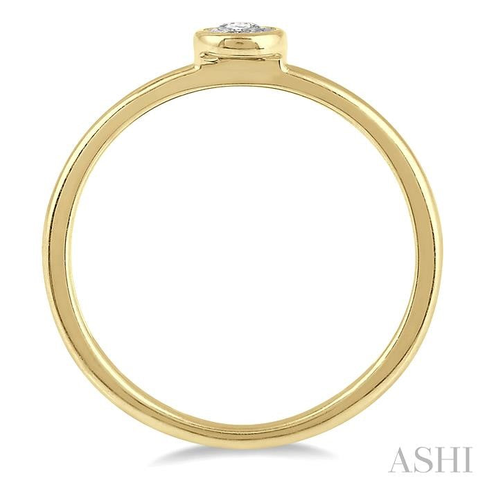 Stackable Round Shape Diamond Promise Ring