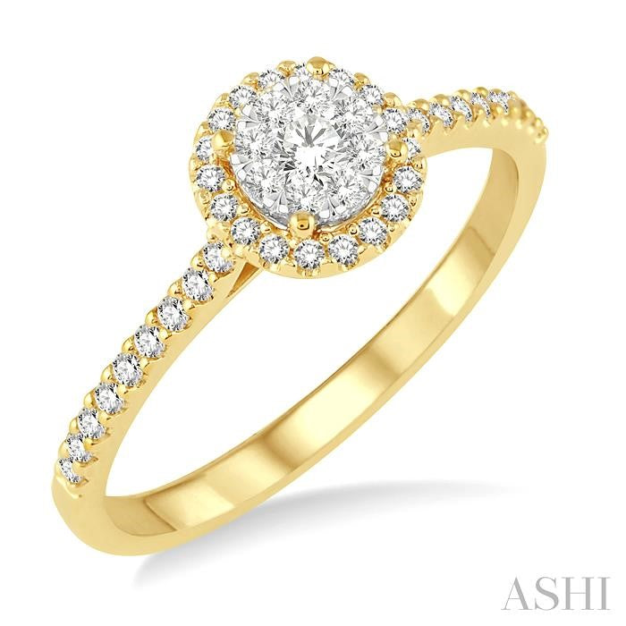 Round Shape Halo Lovebright Essential Diamond Engagement Ring