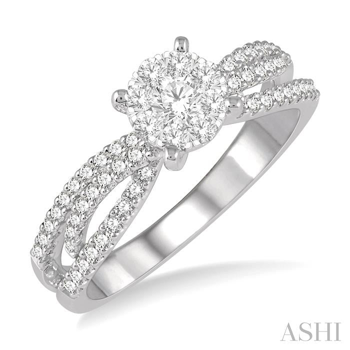 Round Shape Lovebright Diamond Engagement Ring