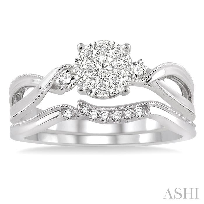 Round Shape Lovebright Diamond Wedding Set