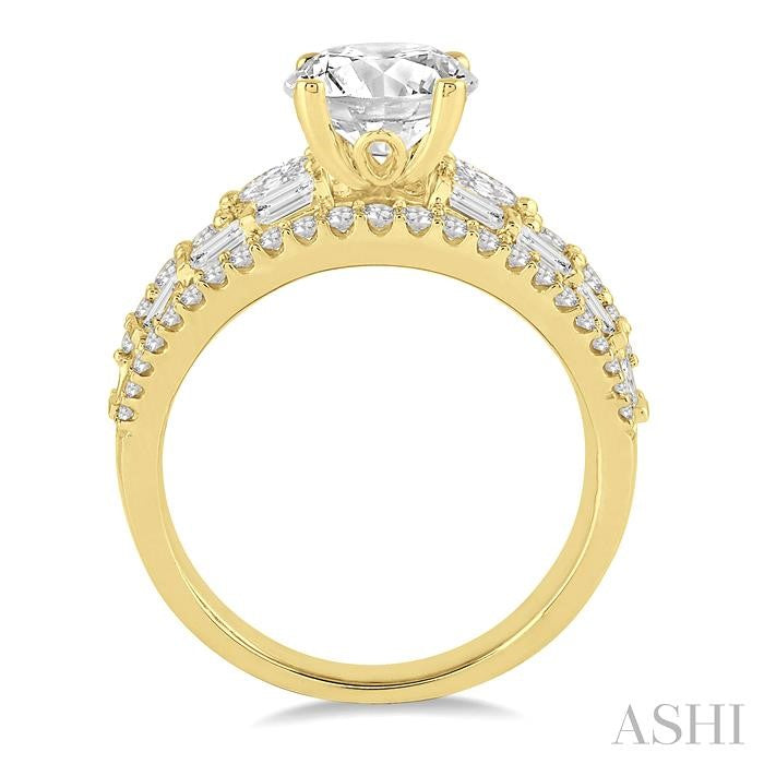 Round Shape Semi-Mount Diamond Engagement Ring