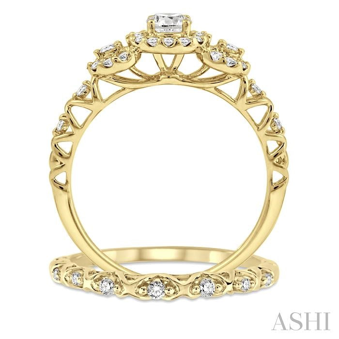 Round Shape Past Present & Future Halo Diamond Wedding Set