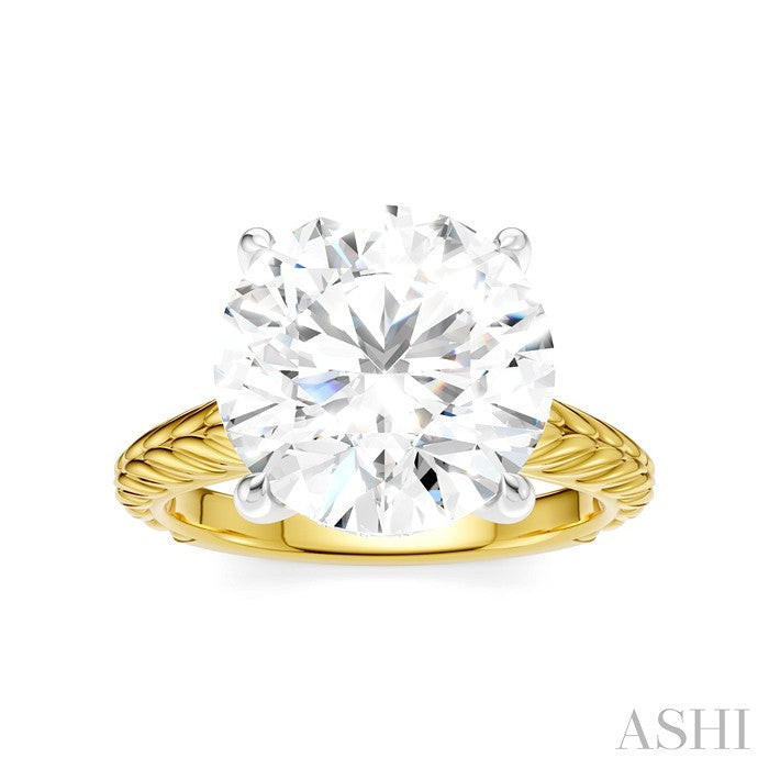 Round Shape Semi-Mount Diamond Engagement Ring