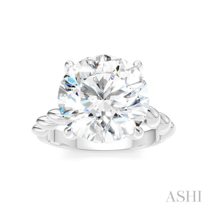 Round Shape Semi-Mount Diamond Engagement Ring