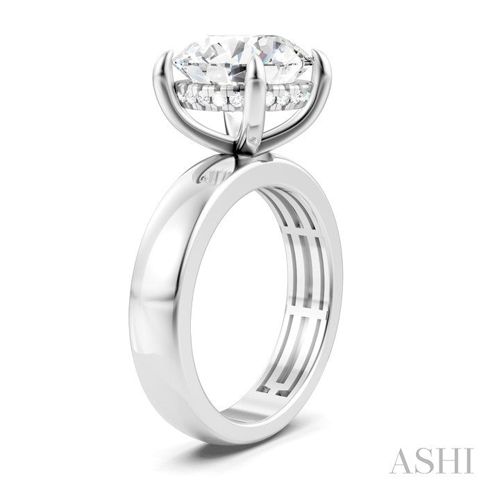 Round Shape Semi-Mount Diamond Engagement Ring