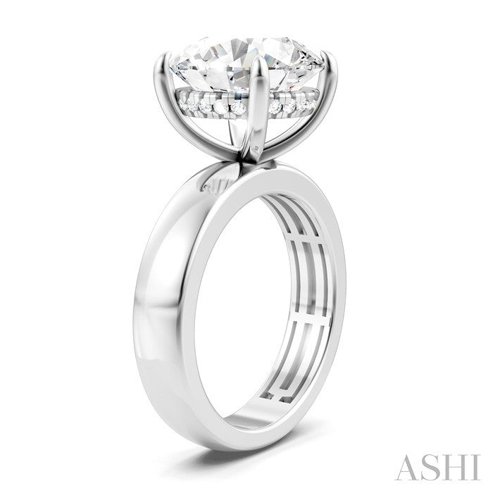 Round Shape Semi-Mount Diamond Engagement Ring