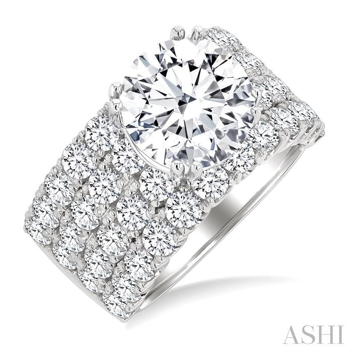 Round Shape Semi-Mount Diamond Engagement Ring