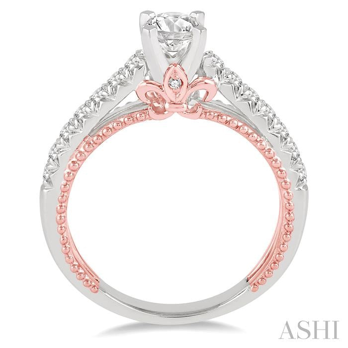 Round Shape Diamond Engagement Ring