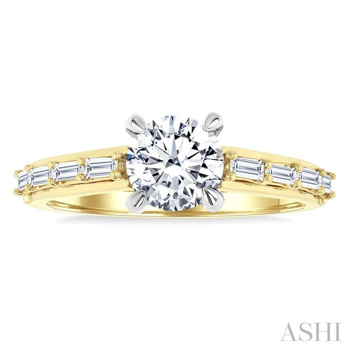 Round Shape Semi-Mount Diamond Engagement Ring