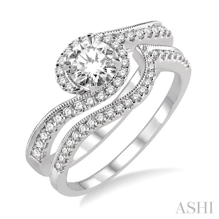Round Shape Halo Diamond Wedding Set