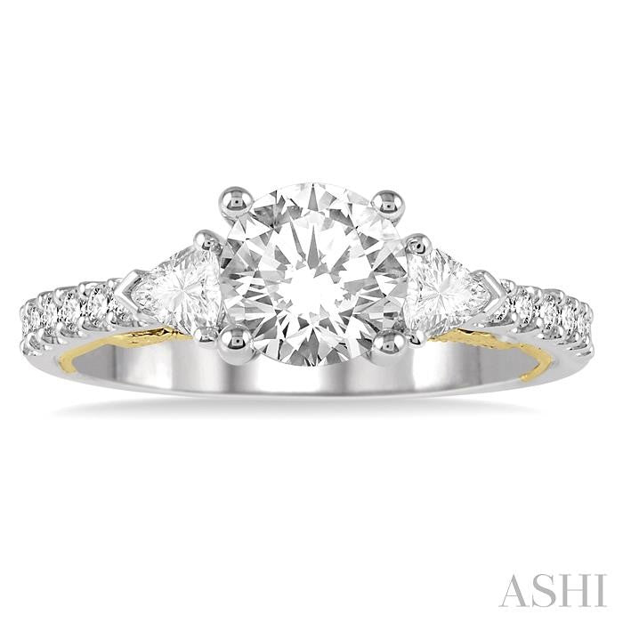 Round Shape Semi-Mount Diamond Engagement Ring