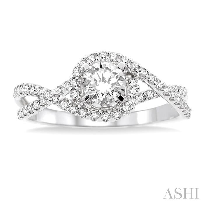 Round Shape Halo Diamond Engagement Ring
