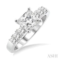 Princess Shape Diamond Engagement Ring