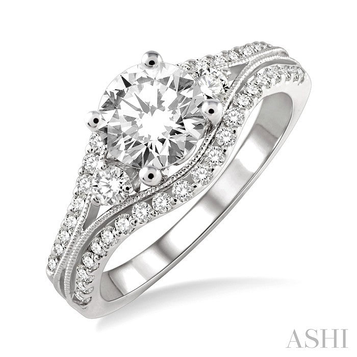 Round Shape Semi-Mount Diamond Engagement Ring