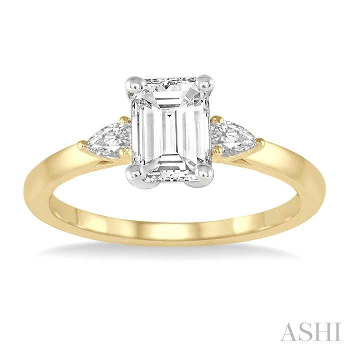 Emerald Shape Diamond Engagement Ring