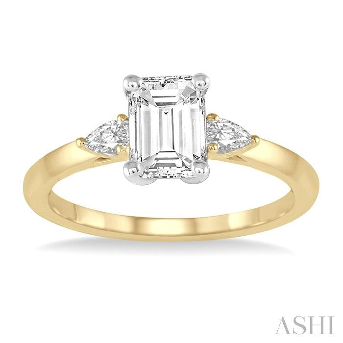 Emerald Shape Semi-Mount Diamond Engagement Ring