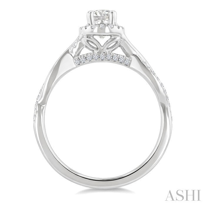 Oval Shape Halo Diamond Engagement Ring