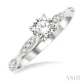 Round Shape Diamond Engagement Ring