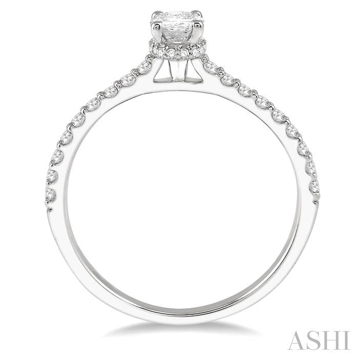 Oval Shape Diamond Engagement Ring
