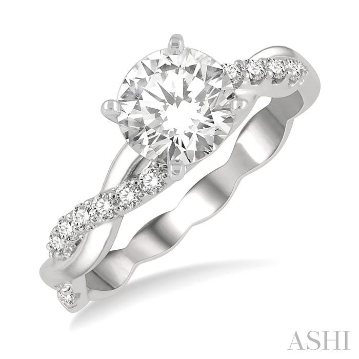 Round Shape Semi-Mount Diamond Engagement Ring