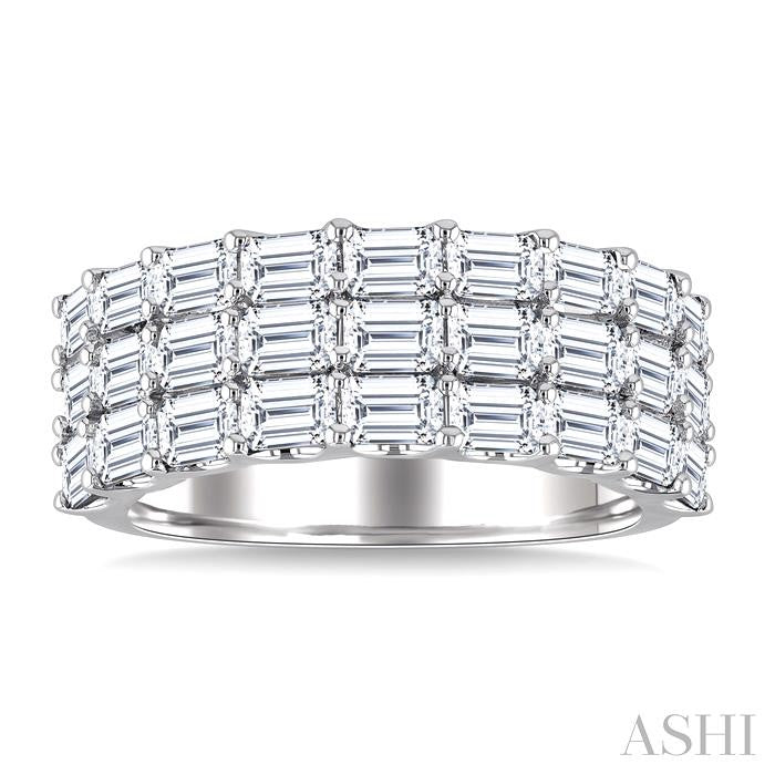 Bold Emerald Shape 3 Row Diamond Band