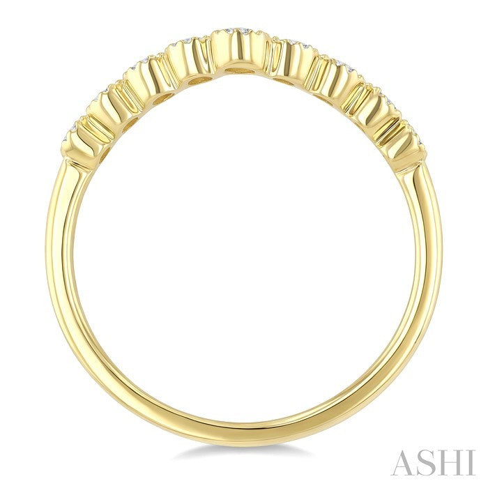 Chevron Diamond Fashion Band