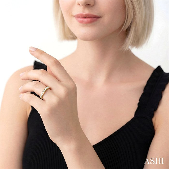 Diamond Wedding Band