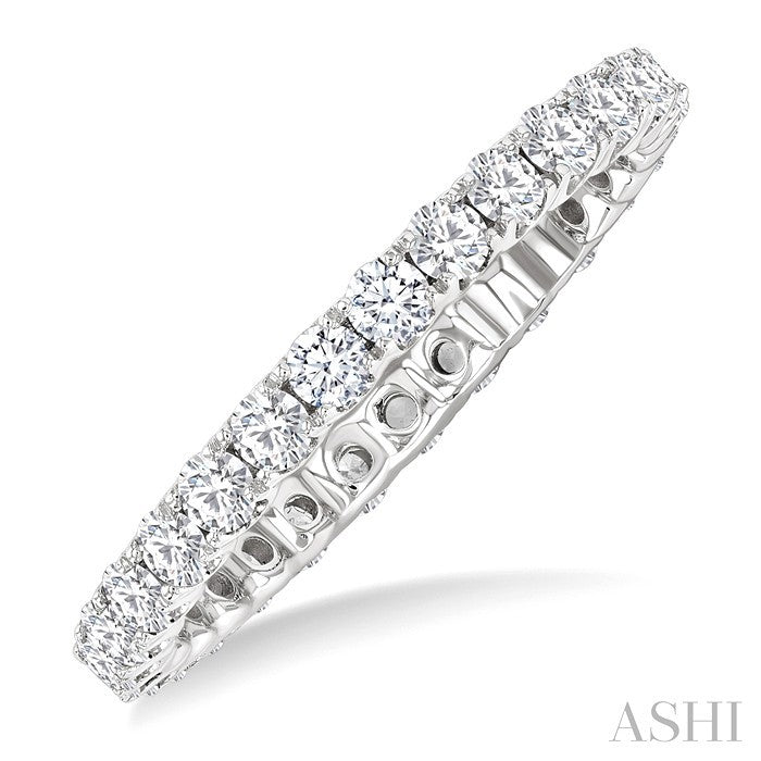 Round Shape Eternity Diamond Wedding Band