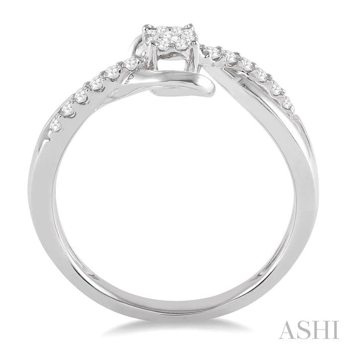 Round Shape Lovebright Diamond Fashion Ring