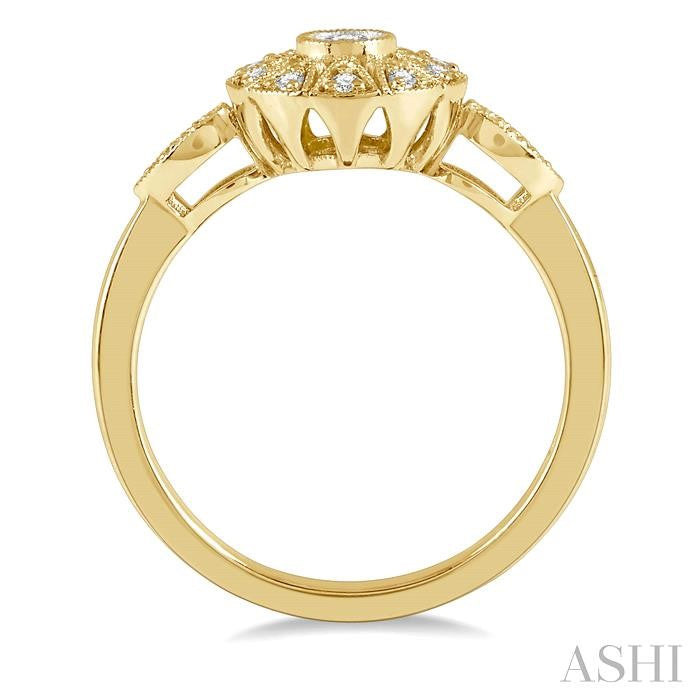 Round Shape Diamond Fashion Ring