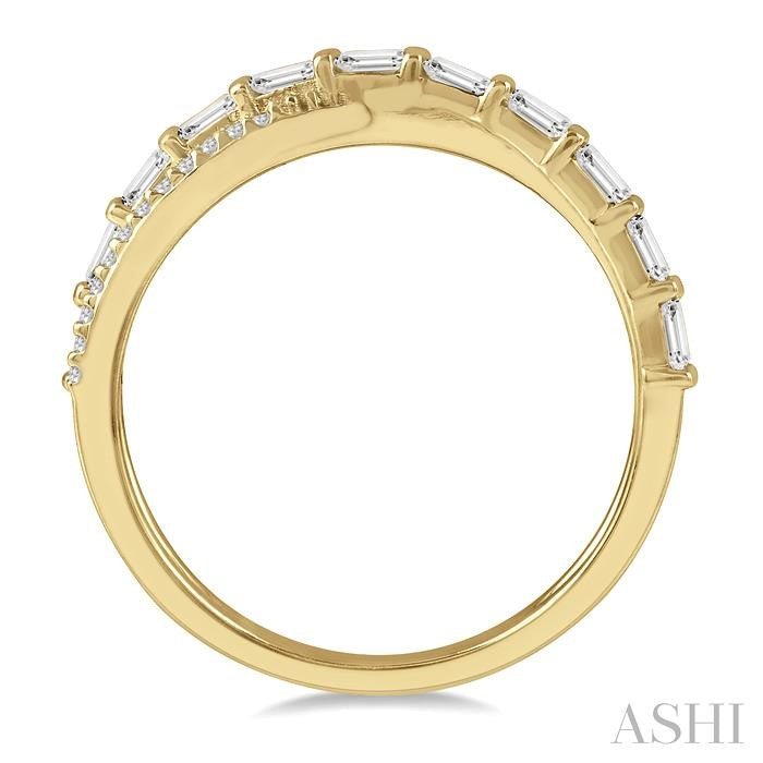 Criss Cross Baguette Diamond Fashion Ring