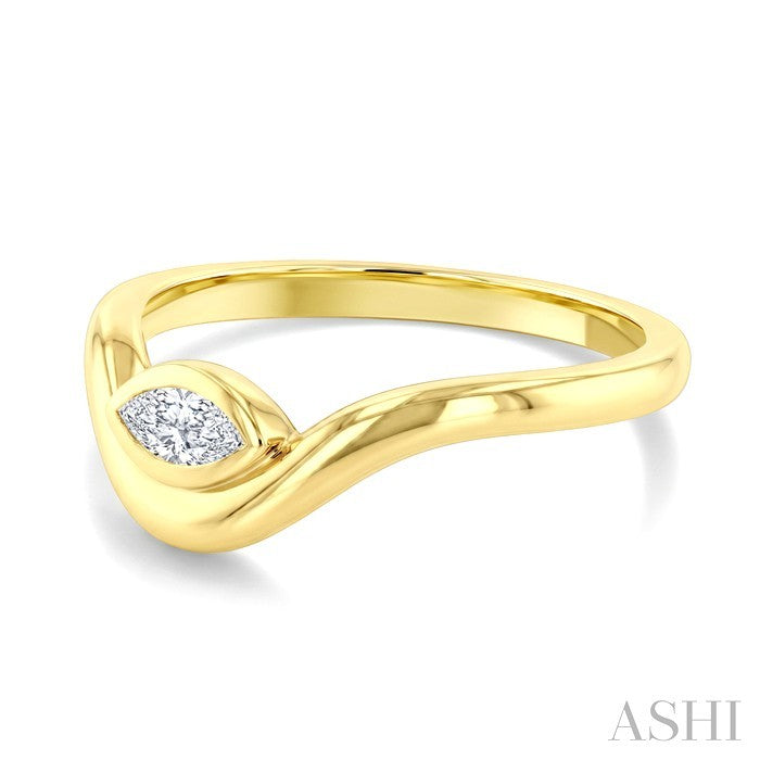 Marquise Shape Curved Diamond Solitaire Ring