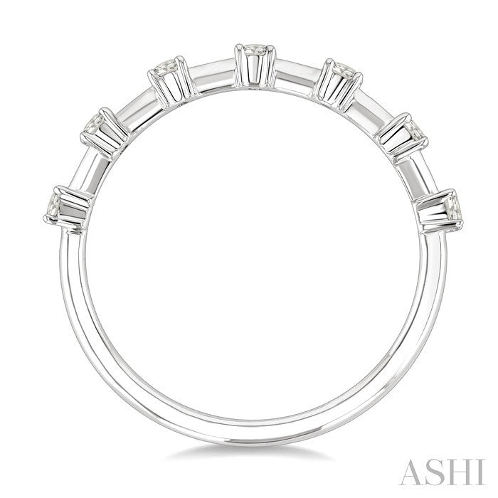 Floating Diamond Fashion Band