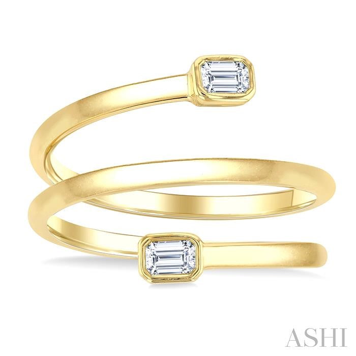 Emerald Shape Bezel Double Coil Diamond Fashion Ring
