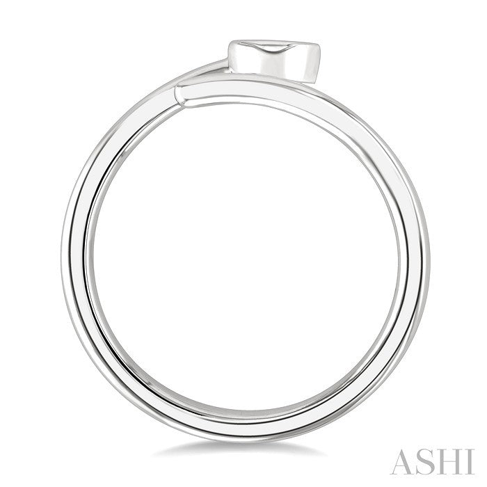 Oval Shape Bezel Bypass Diamond Fashion Ring