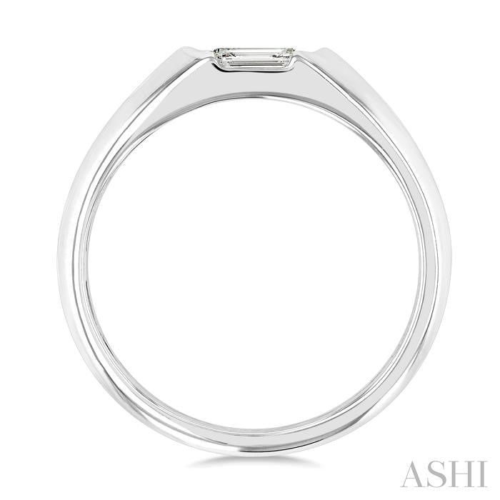 Emerald Shape East-West Diamond Ring