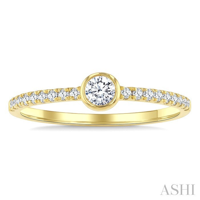 Luna Bezel Round Shape Diamond Fashion Ring
