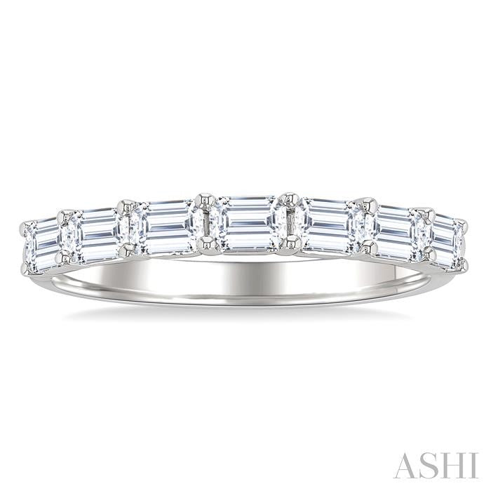 Emerald Shape East-West Diamond Fashion Band