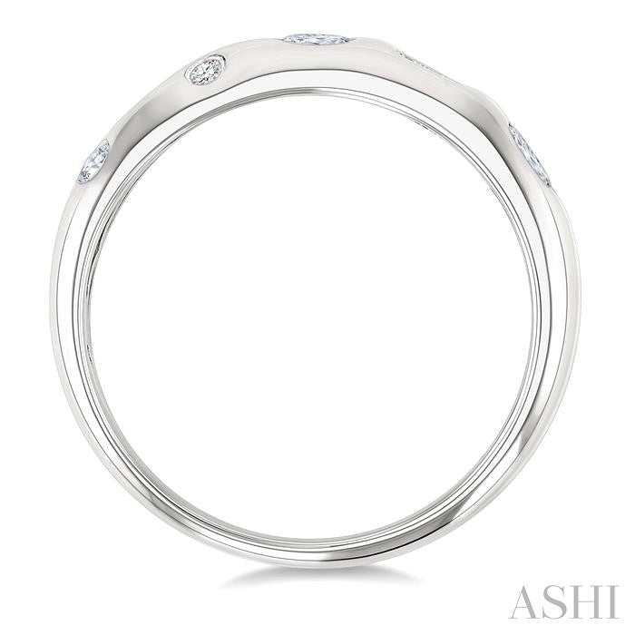 Mixed Shape Bezel Set Diamond Fashion Band