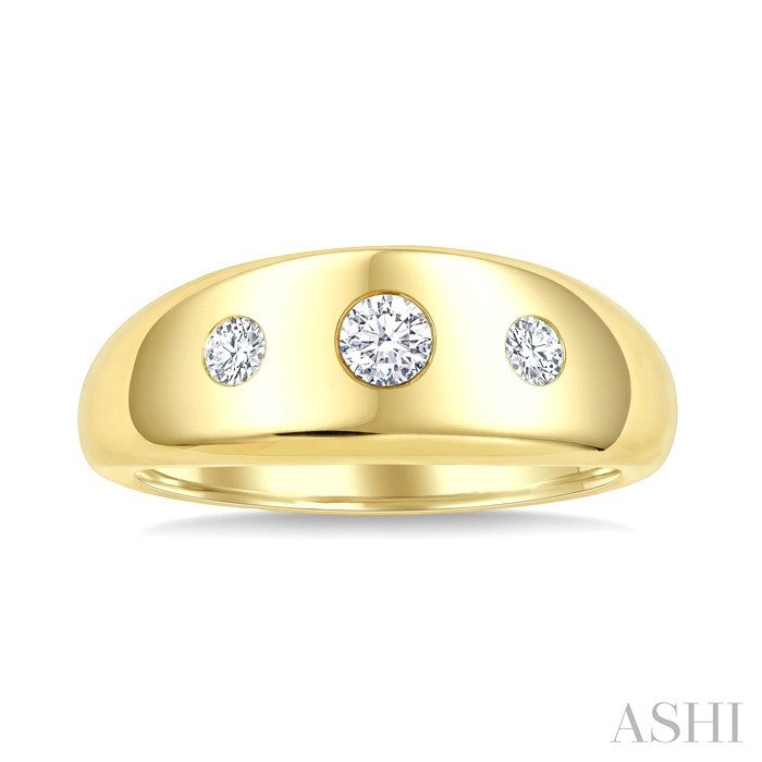 Aeris Gold 3 Stone Diamond Fashion Ring