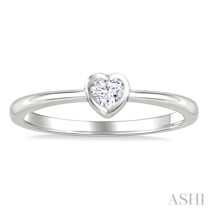 Heart Shape Bezel Set Diamond Fashion Ring