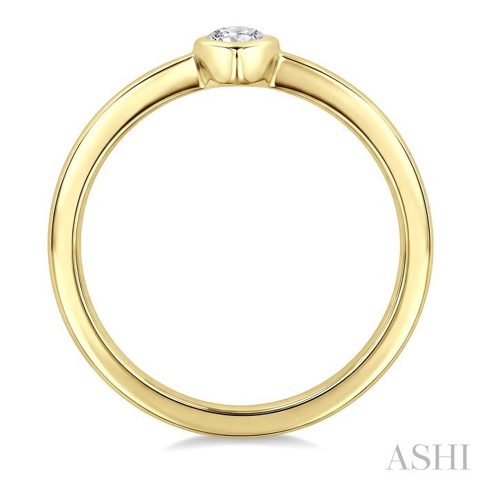 Heart Shape Bezel Set Diamond Fashion Ring