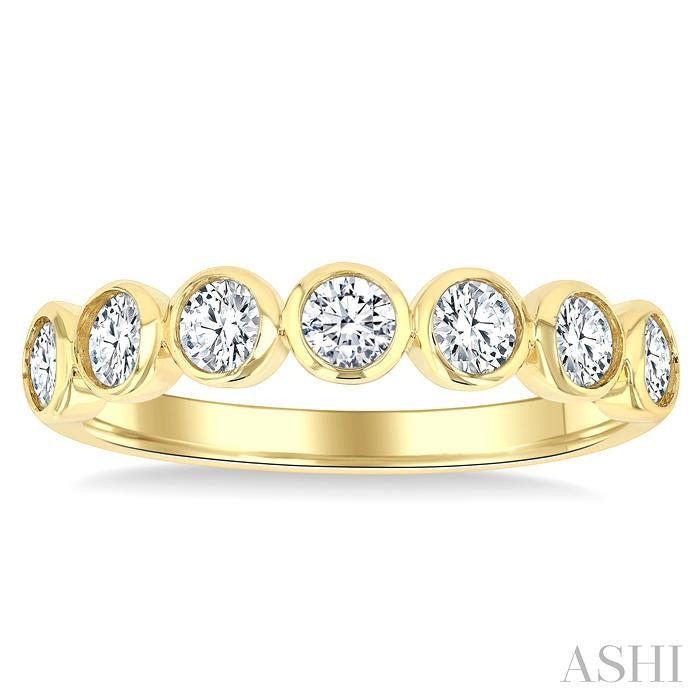 Round Shape Bezel Set Diamond Fashion Band