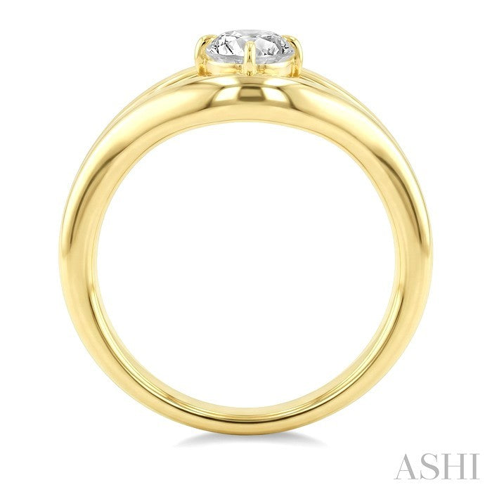Aeris Gold Oval Shape Diamond Solitaire Ring
