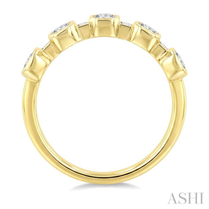 Emerald Shape Bezel Set Diamond Fashion Band