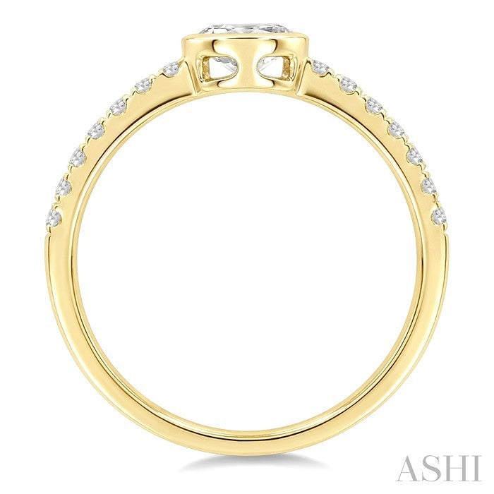 Oval Shape East-West Bezel Set Diamond Ring