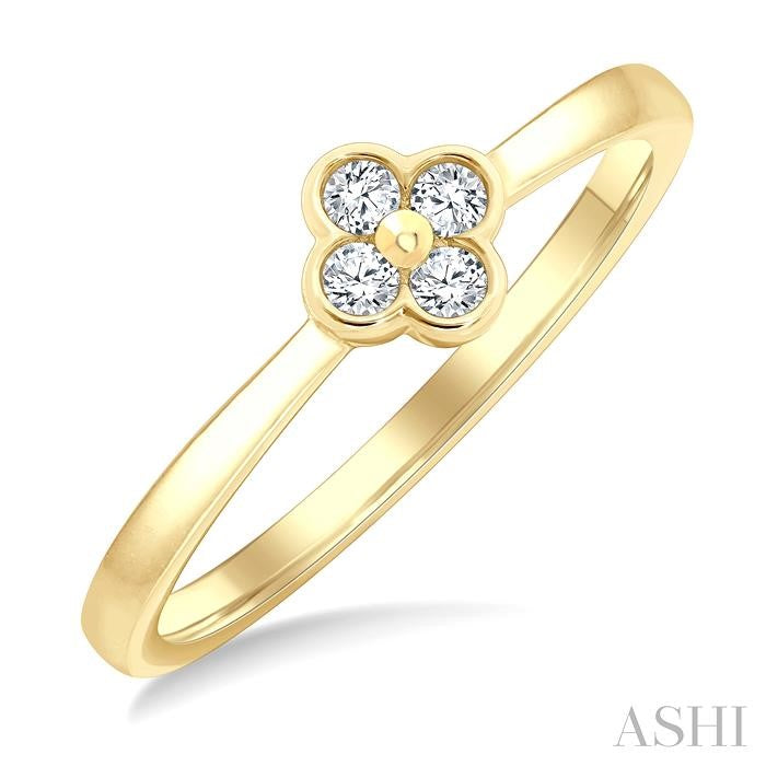 Petite Clover Diamond Fashion Ring