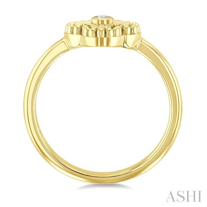 Clover Bead Bijoux Fluted Petite Diamond Fashion Ring