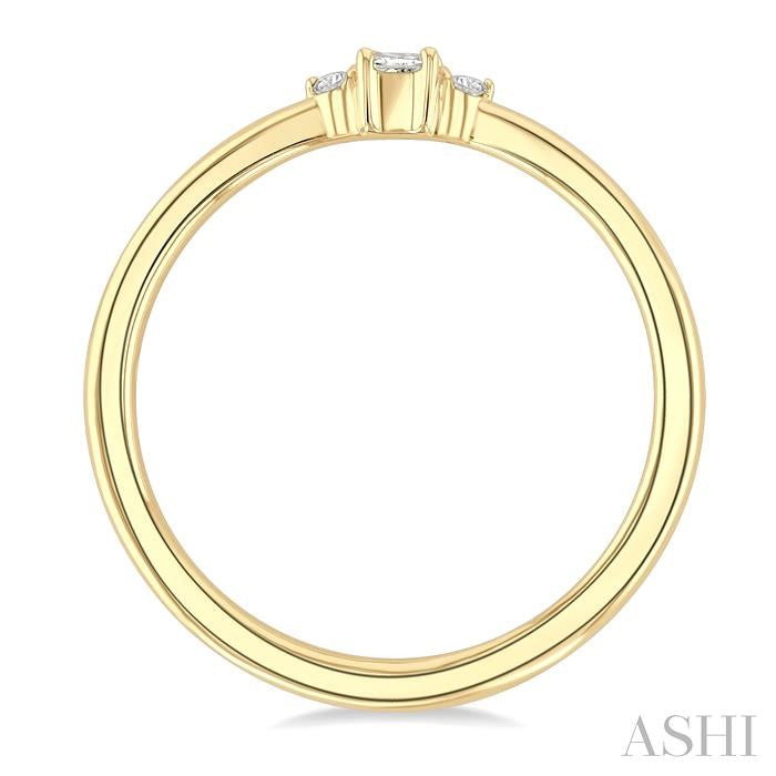 Princess Shape 3 Stone Petite Diamond Ring